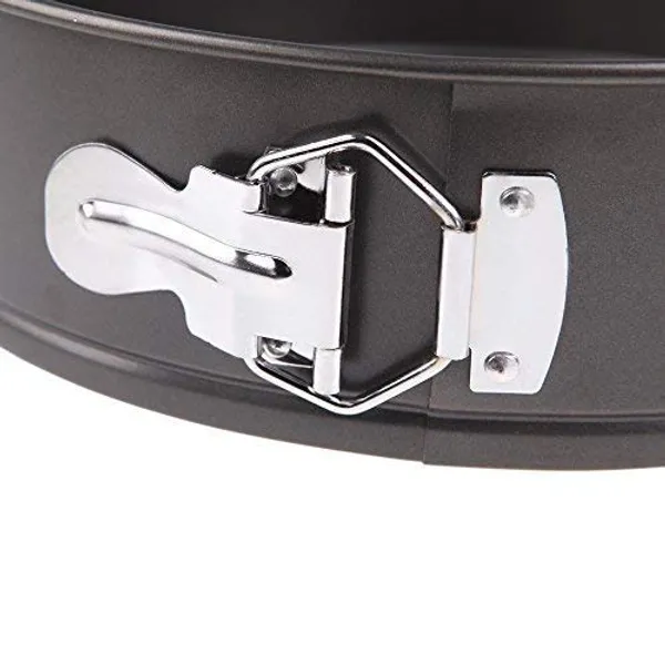 Round_Non_Stick_Black_Cake_Pan_With_Removable_Base_For_Microwave_Oven_(1_Kg)