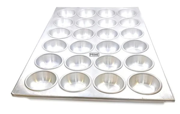 Aluminium_Muffin_Baking_Tray_For_Oven_(24_Cup)
