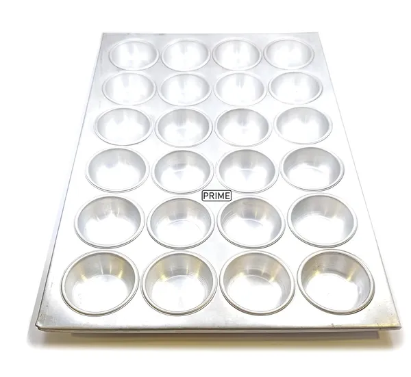 Aluminium_Muffin_Baking_Tray_For_Oven_(24_Cup)