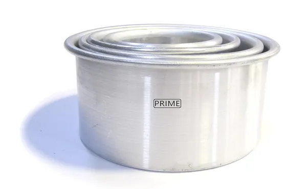 Round_Aluminium_Cake_Pans_For_Oven_-_3,_4,_5,_6_Inch_Diameter:_3_Inch_Depth_(Set_Of_4_Pieces),