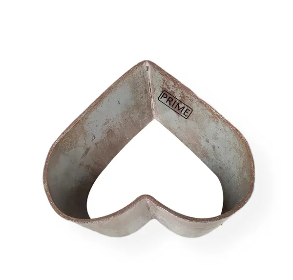 Heart_Shape_Iron_Ghevar_Sancha_Ghewar_Sweets_Ring_(4_Inch)