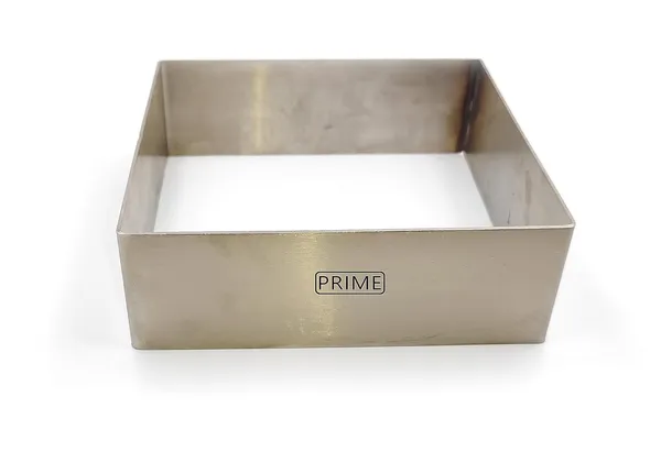 Round_And_Square_Steel_Ring_Cake_Cut_Outs_Pizza_Base_Cutter_-_6_Inch