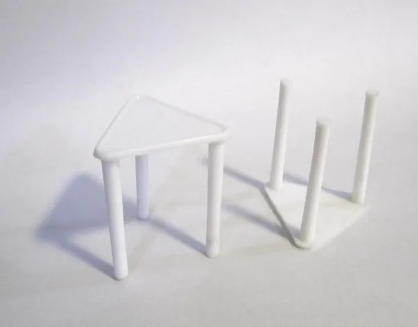 Pizza_Saver_Stand_Tripod_Stack_For_Packaging_Boxes_-_(800)