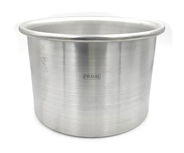 Round_Aluminum_Pillar_Baking_Tin/Cake_Mould_For_Oven_(8_Inch)