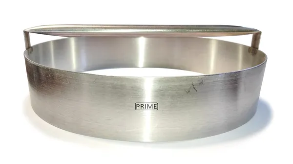 Round_Steel_Ring_Cake_Cut_Outs_Pizza_Base_Cutter_With_Handle_(8_Inch)