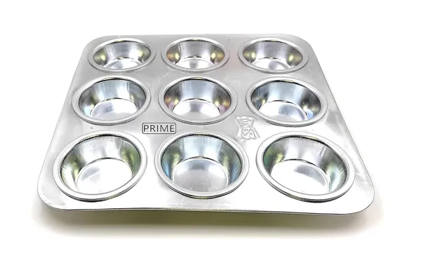 9_Cup_Aluminium_Muffin_Baking_Tray_For_Oven