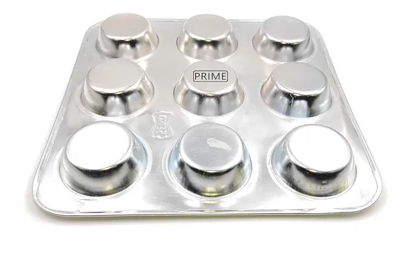 9_Cup_Aluminium_Muffin_Baking_Tray_For_Oven