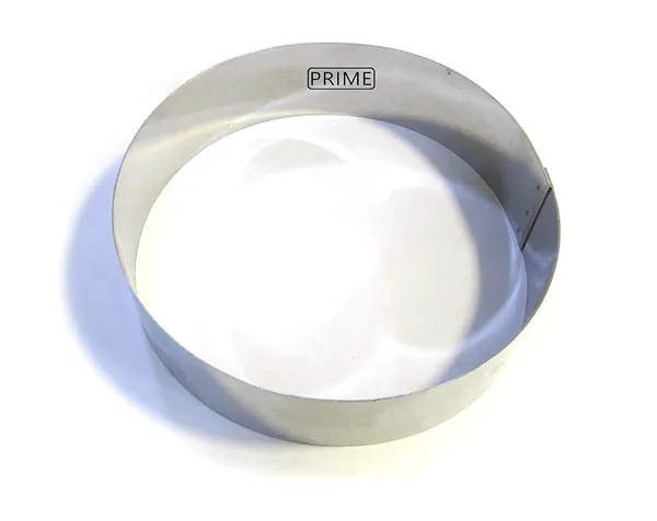Round_Cake_Cut_Outs_Pizza_Base_Cutter_Steel_Cutting_Ring_(9_Inch)