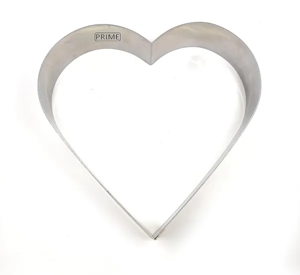 Stainless_Steel_Heart_Shaped_Cut_Out_Fondant_Cake/Pizza_Base_Baking_Cutter_(9_Inch)