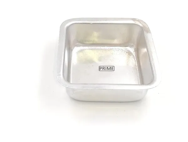 __Small_Aluminium_Cake_Moulds_For_Oven,_2_Shapes_(Heart_And_Square)