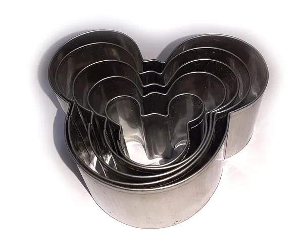 Set_Of_5___Mickey_Mouse_Shape_Cookie_Cutters_Fondant