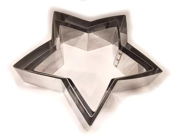 Set_of_3_pcs___Stainless_Steel_Cut_Out_Fondant_Cake_Base_Baking_Cutter,_(Star)