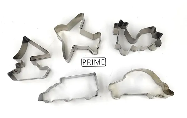 Set_Of_5_Pieces____Stainless_Steel_Mode_Of_Transportation_Shape_Cookie_Cutter_For_Cake_Decoration_Fruit/Food_Cutting_Clay_Craft_(Transportation_Shapes)