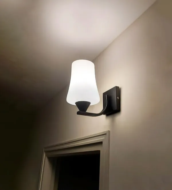 Avior_Black_And_White_Wall_Decor_Light,_Wall_Lights_For_Living_Room,_Wall_Lamps_For_Bedroom,_Wall_Mount_Light_(Metal_Up_&_Down)