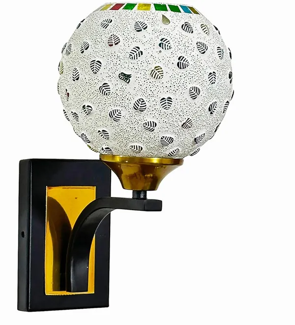 Avior_Black_And_Gold_Wall_Lamps_For_Bedroom,_Living_Room,_Kitchen,_Offices,_Gallery,_Offices_Wall_Lights_And_Cafe_Wall_Lights
