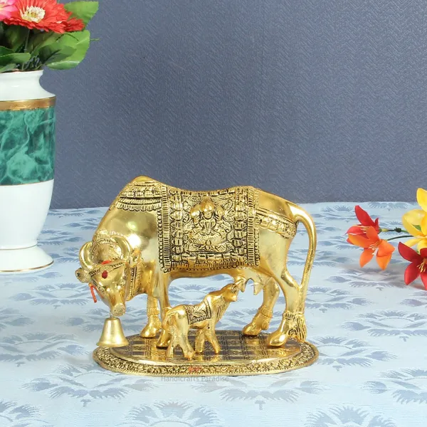 Golden_Cow_And_Baby_Metal_Showpiece_For_Home_Decor