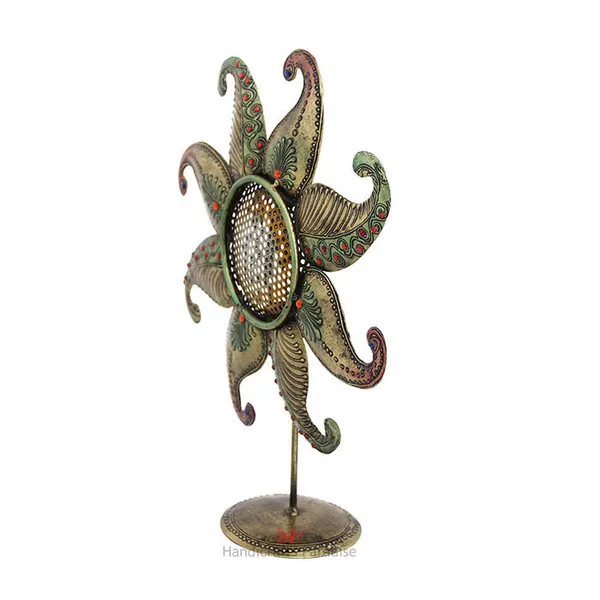 Rusty_Golden_Decorative_Sunflower_Tea_Light_Holder_,_13.5_Inches