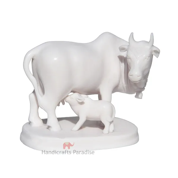 White_Carved_Resin_Cow_With_Baby_Showpiece,_3_Inch
