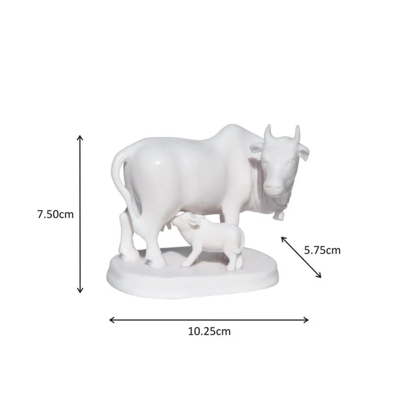White_Carved_Resin_Cow_With_Baby_Showpiece,_3_Inch