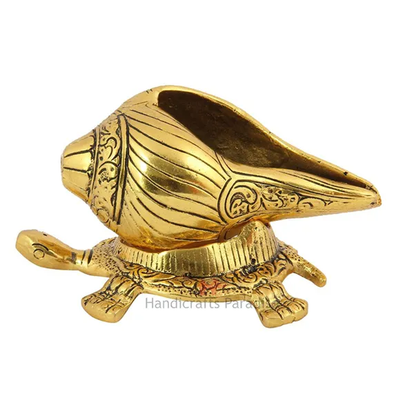 Golden_Shankh_Placed_On_Tortoise_Showpiece,_3_Inch