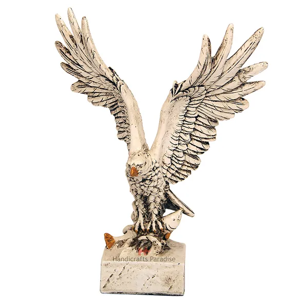 White_Eagle_Showpiece_Gift_Item_For_Home_Decor,_8.75_Inch