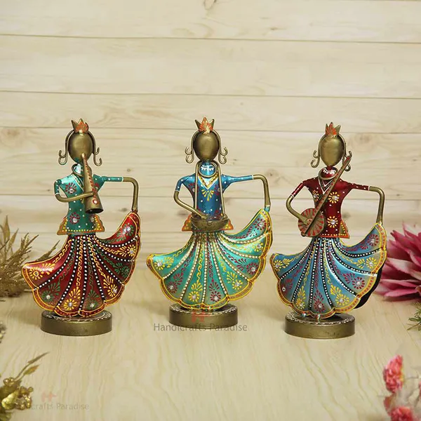 Multicolor_Wrought_Iron_Musical_Dancing_Angels_Showpiece,_9.5Inch,_(Set_Of_3Pc)