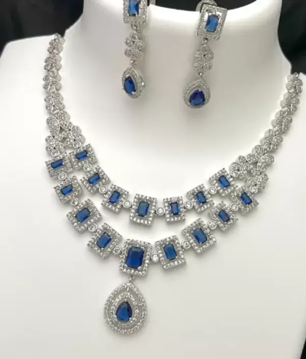 Dark_Blue_Classic_Ad_Stone_Short_Necklace_Set_For_Women
