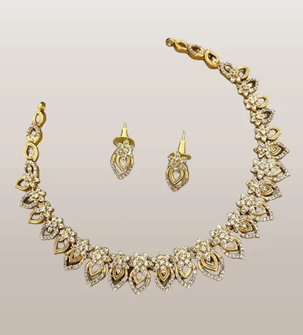 Golden_Beautiful_Minimal_Elegant_Leaves_Necklace_Set_For_Women
