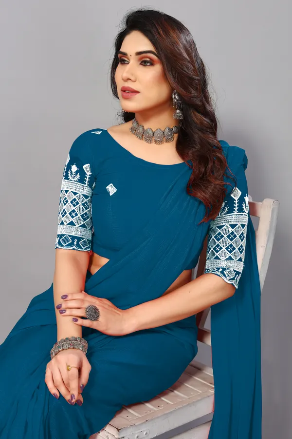 Green_Georgette_Solid/Plain_Party_And_Festive_Bollywood_Blend_Saree_With_unstitched_Blouse