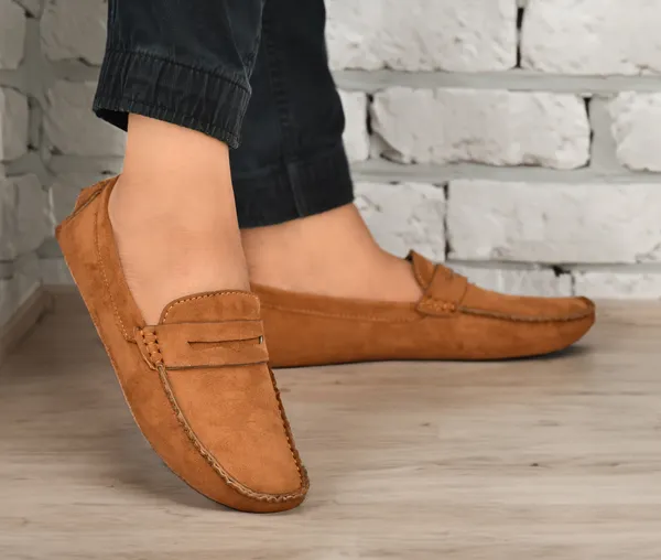 Tan_Suede_Driving_Shoes_For_Men
