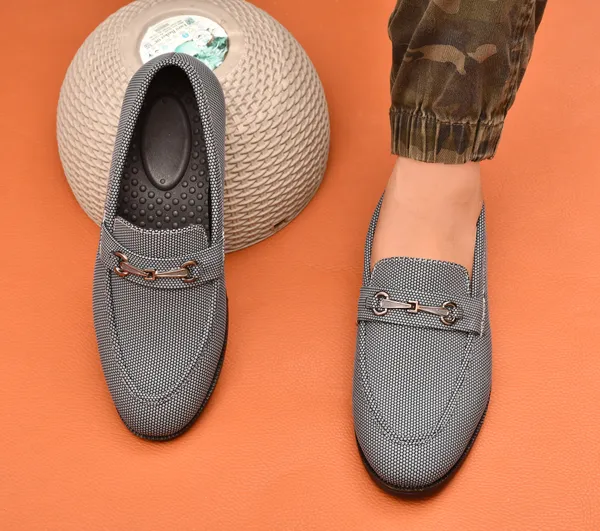 Grey_Synthetic_Leather_Loafers_For_Men