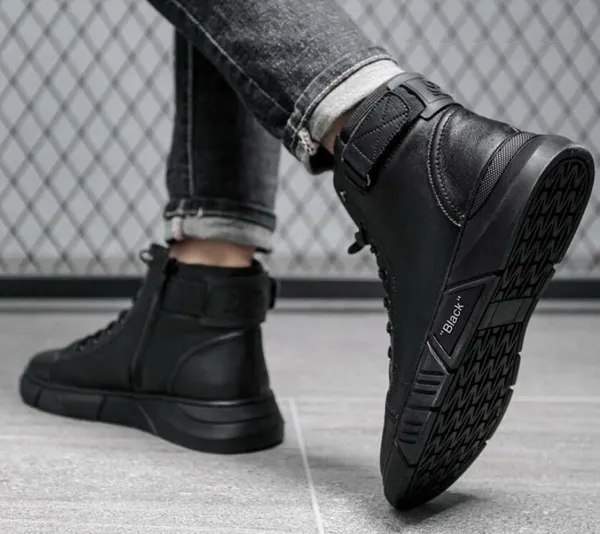 Black_Synthetic_Leather_Boots_For_Men