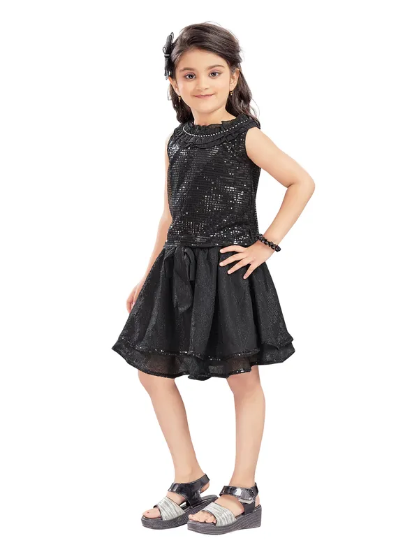 Black_Polyester_Embossed_Top_&_Skirt_For_Girls