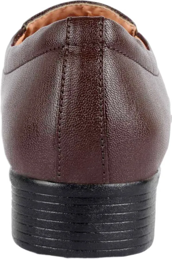 Brown_&_White_PU_Premium_Jutis_Shoe_For_Men