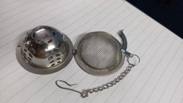 Tea_Infuser_Ball__Shape_with_Chain_Half_Mesh_,_Dia_5cm_,_SS_Food_Grade