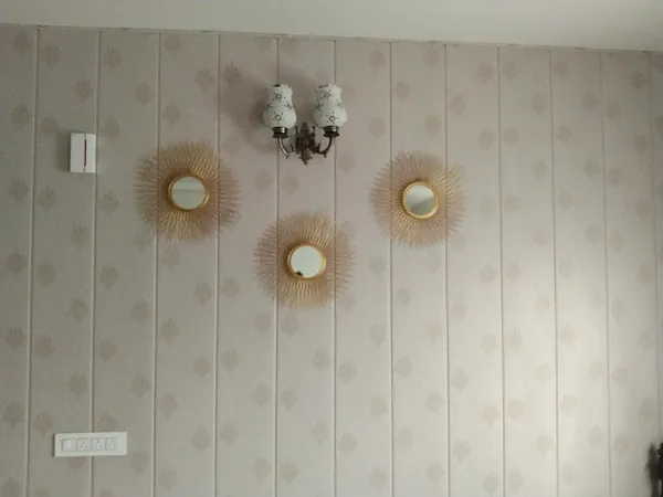 Pack_of_3_Gold_Sun_Rising_Design_Round_Wall_Mirrors_–_Alloy & Steel Frame