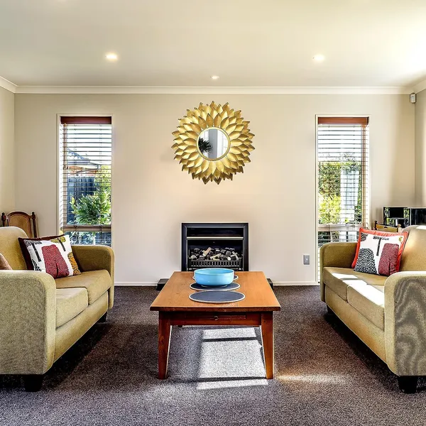 Gold_Beautiful_Sun_Burst_Designer_Leaf_Wall_Mirror