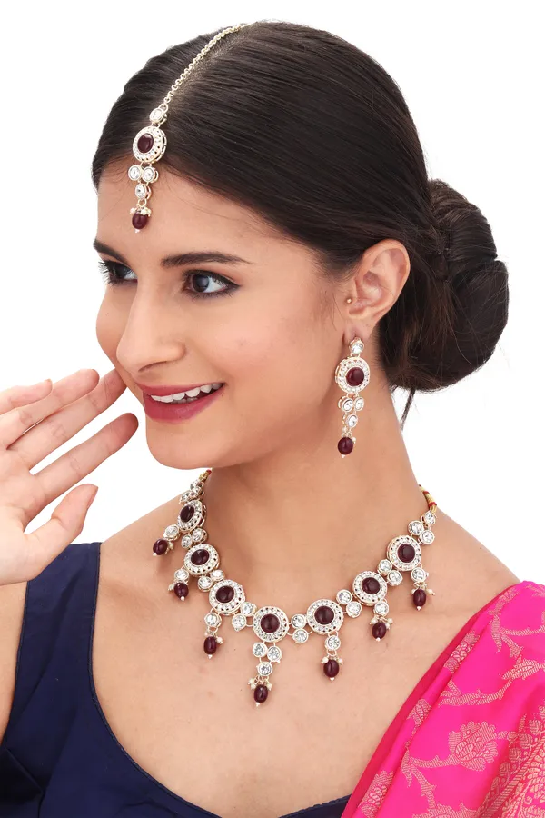 Antique_Chain_Necklace_With_Earrings_For_Women_|_White