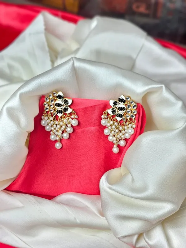 Antique_Jhumka_Earrings_For_Women_|_White