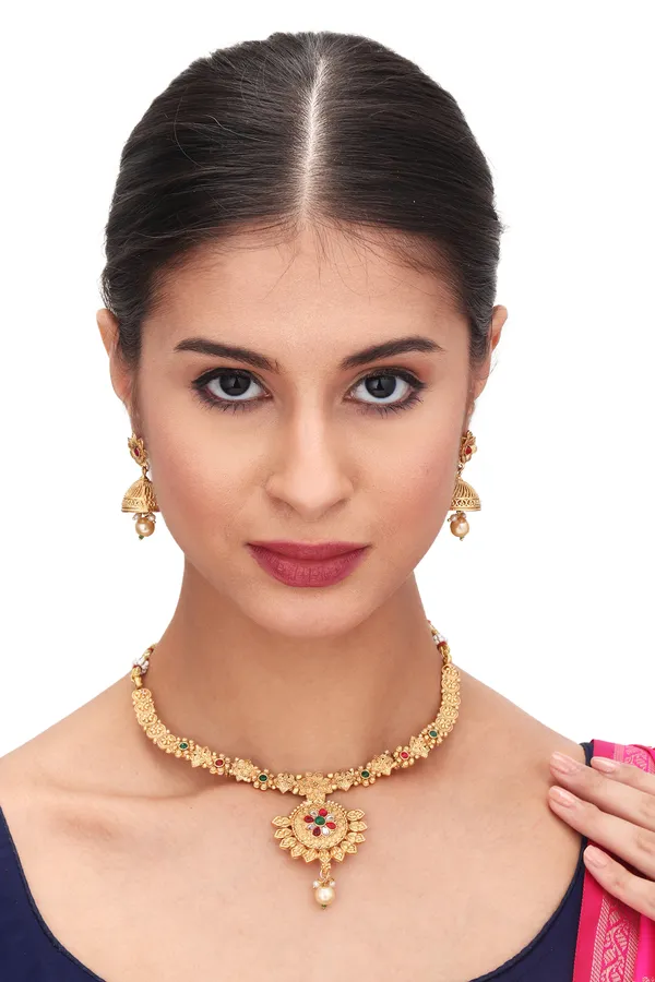 Antique_Pendant_Necklace_With_Earrings_For_Women_|_Golden