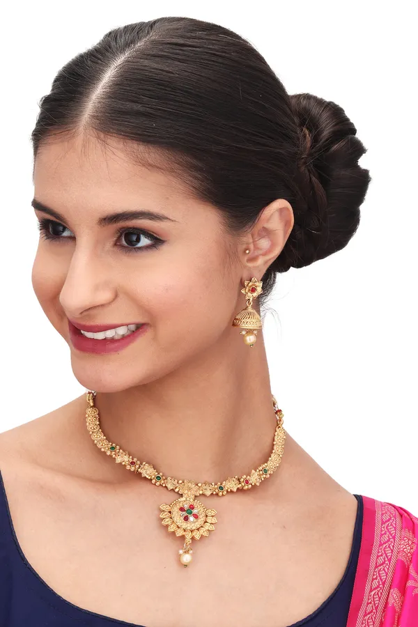 Antique_Pendant_Necklace_With_Earrings_For_Women_|_Golden
