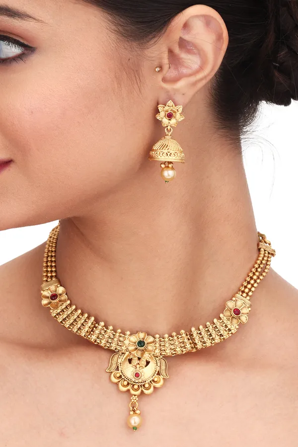 Gold-Plated_Chain_Necklace_With_Earrings_For_Women_|_Red