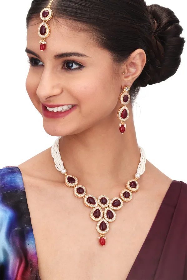 Trendy_Geometric_Pendant_Necklace_With_Earrings_For_Women_|_Red