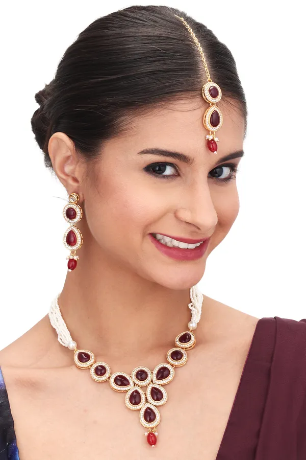 Trendy_Geometric_Pendant_Necklace_With_Earrings_For_Women_|_Red
