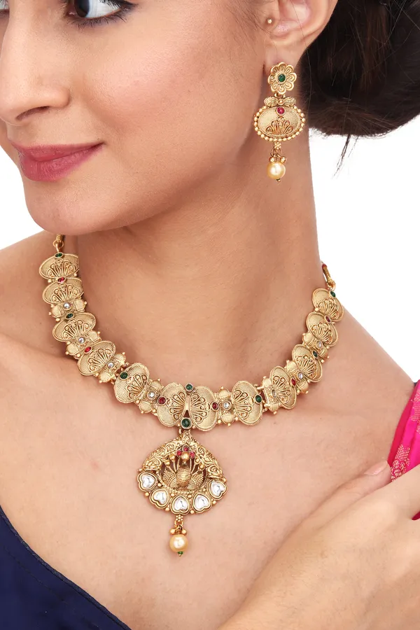 Statement_Laye_Necklace_With_Earrings_For_Women_|_Golden