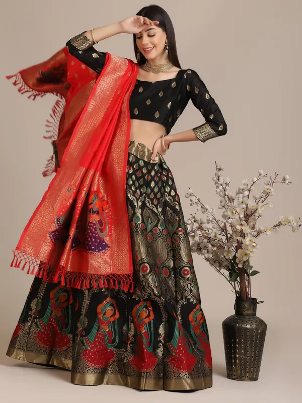 Black_Zari_Lehenga_Choli_With_Dupatta_For_Women