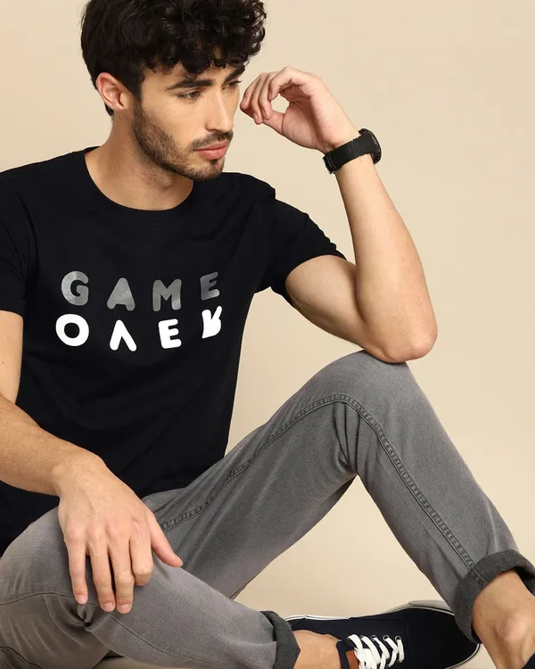 Black_Premium_Classic_T-Shirt_For_Men