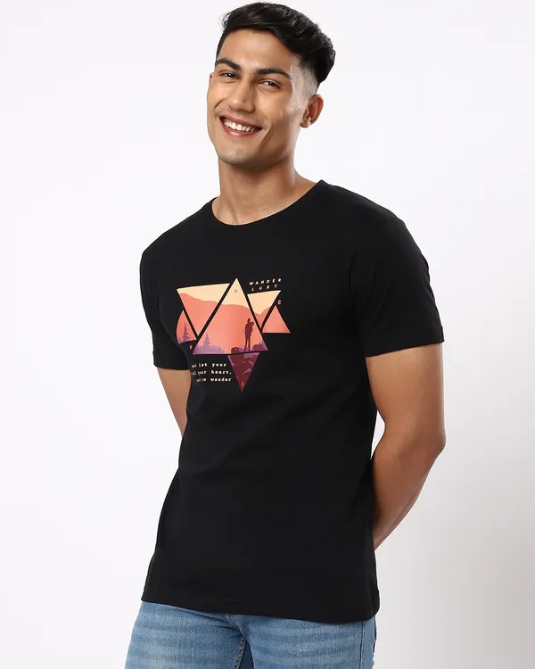 Black_Premium_Classic_T-Shirt_For_Men