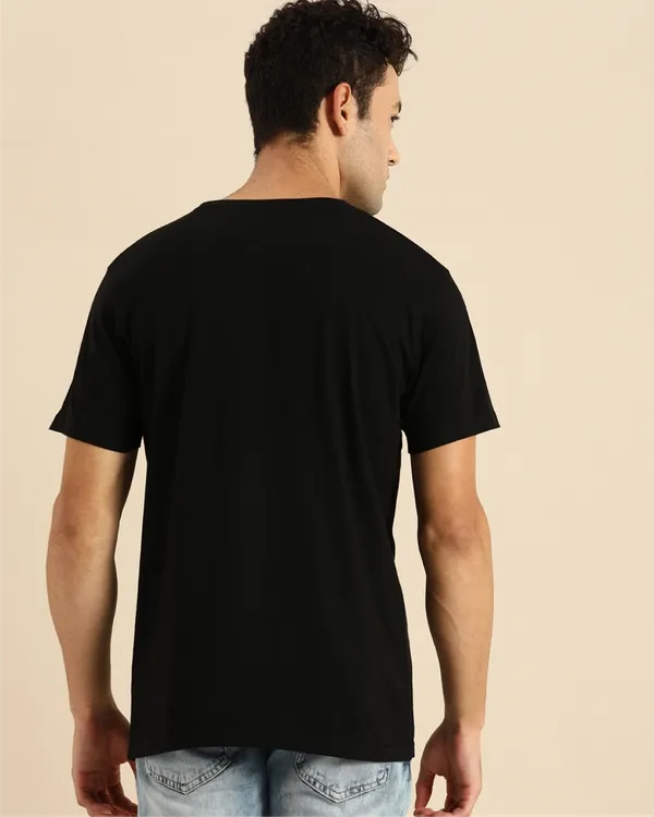 Black_Stylish_Classic_T-Shirt_For_Men