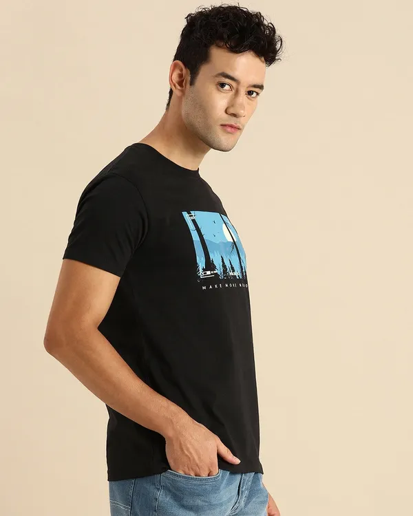 Black_Stylish_Classic_T-Shirt_For_Men